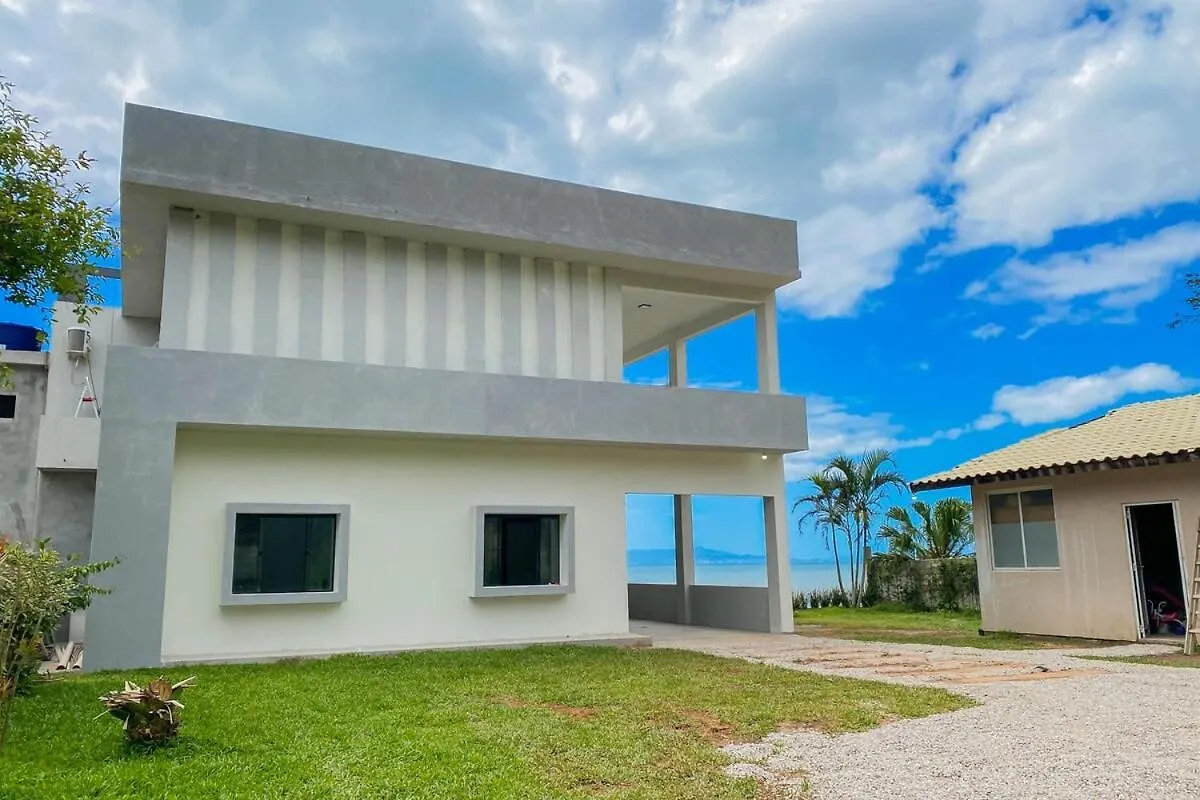 Hébergement de vacances Villa Casa Pe Na Areia! à Biguacu