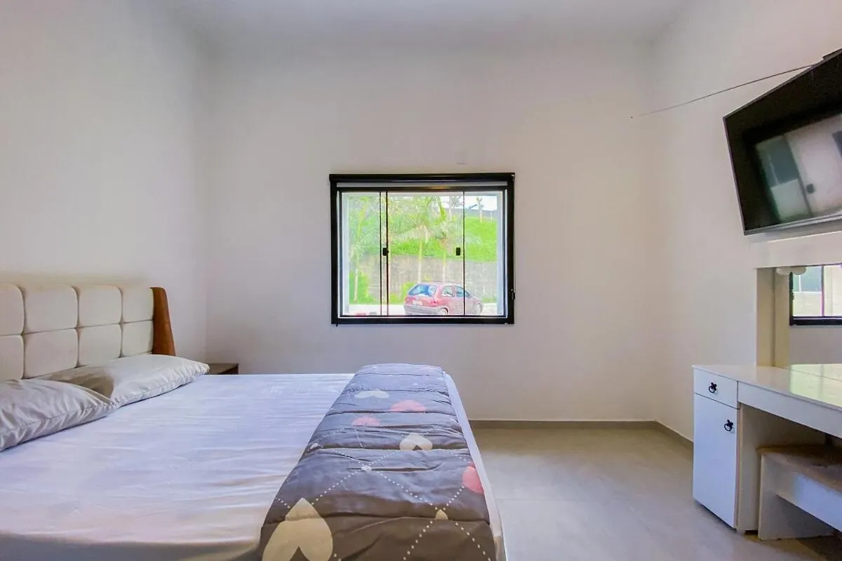 Hébergement de vacances Villa Casa Pe Na Areia! à Biguacu