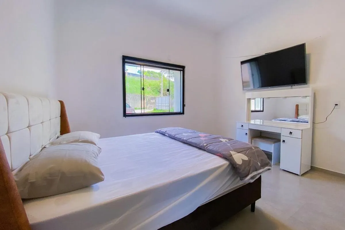 Hébergement de vacances Villa Casa Pe Na Areia! à Biguacu