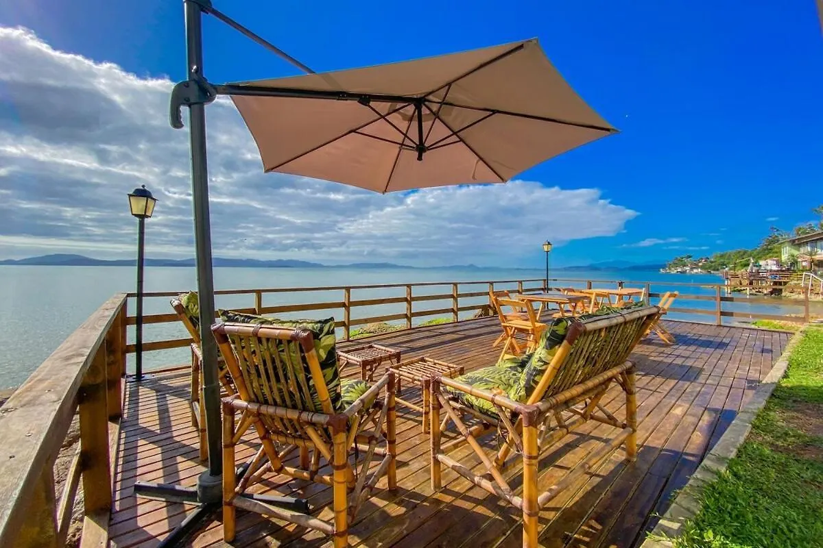 Hébergement de vacances Villa Casa Pe Na Areia! à Biguacu Brésil